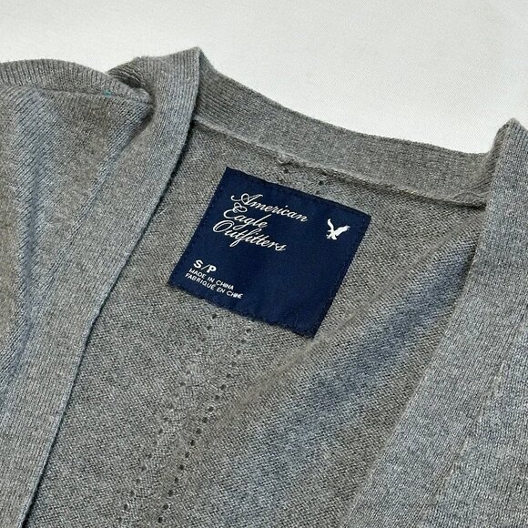 Y2K American Eagle Womens Gray Cardigan Sweater Small Button Up Preppy Top 2000s - Picture 2 of 10